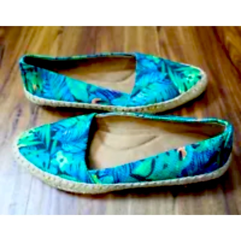 Aerosoles Blue Green Palm Leaf Tropical Espadrille Slip On Size 8.